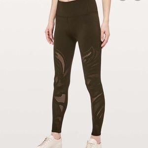 Lululemon Reveal Tights Size 4